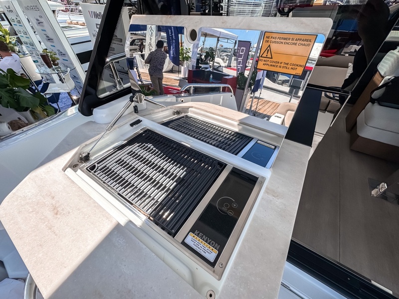  Wellcraft 44 Explorer