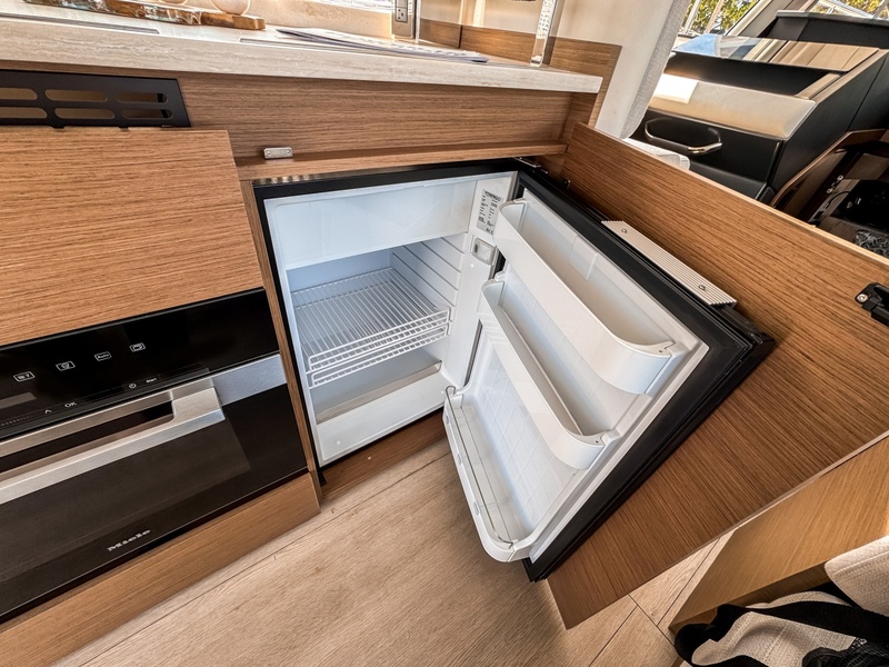  Wellcraft 44 Explorer