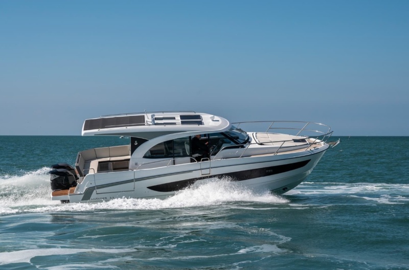  Beneteau Antares 11