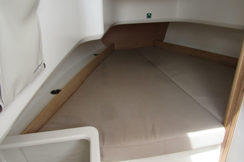  Nimbus Tender 8