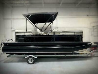 Vision WX Tritoon