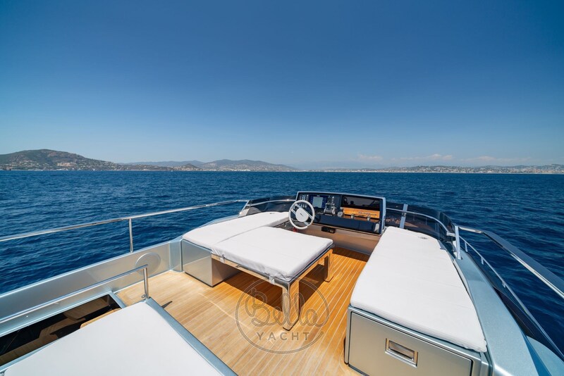 Riva Ribelle 66 d'occasion a vendre, Bella Yacht, Cannes, Antibes, Saint-Tropez, Monaco (16) Riva 66 RIBELLE