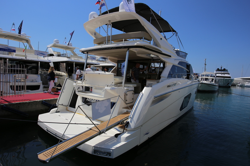 Absolute 52 Internautica International Boat Show 2016