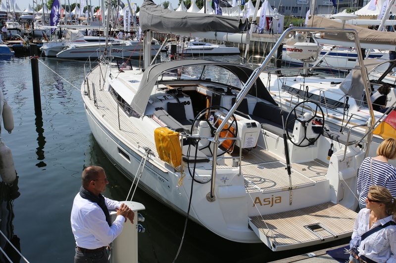 Jeanneau Sun Odyssey 469 Hanseboot ancora boat show 2016