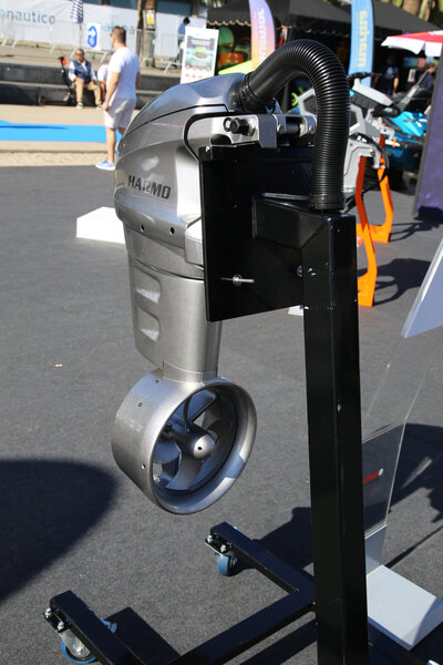HARMO 2.0 Yamaha exhibited its new electric outboard engine HARMO 2.0 at Salon Nautico 2025